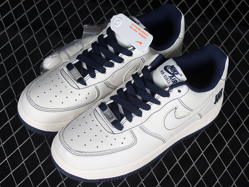 Air Force 1 Low 07 X Undefeated White/Dark Blue/White 3