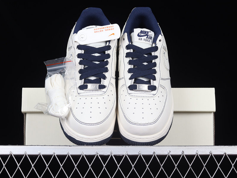 Air Force 1 Low 07 X Undefeated White/Dark Blue/White 11