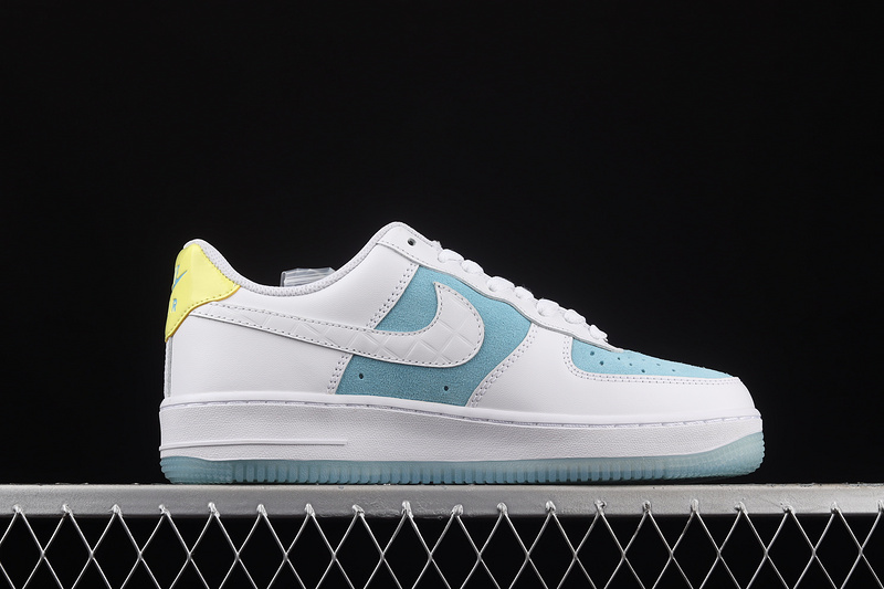 Air Force 1 Low 07 White/Light Blue 11