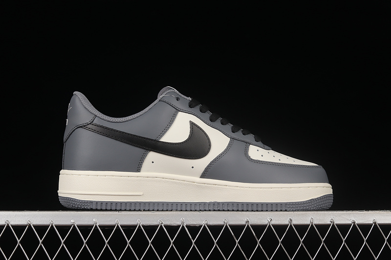 Air Force 1 Low 07 White/Black/Smoke Grey 7