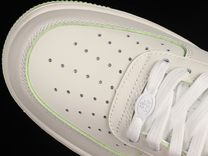 Air Force 1 Low 07 White/Light Green/White 27