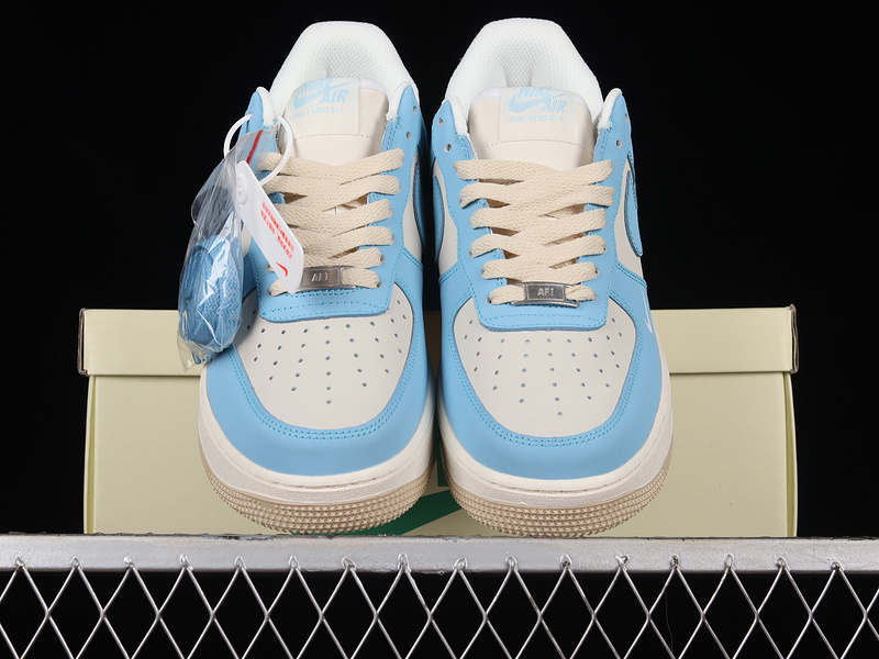 Air Force 1 Low 07 Light Blue/Light Grey/White 13