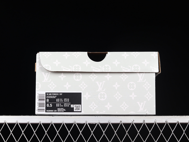 Air Force 1 Low 07 X L*V White/Light Grey/Black 21