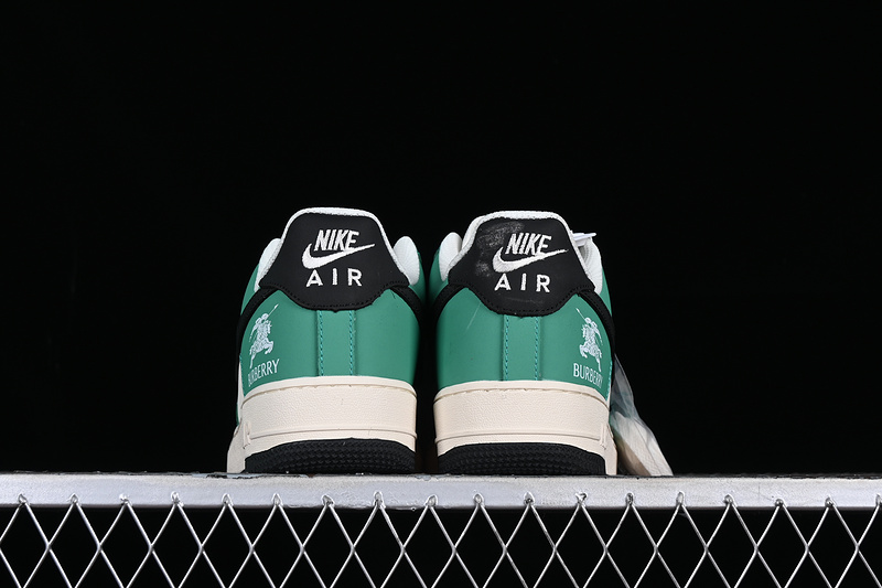 Nike Air Force 1 '07 Low White/Black/Green 19