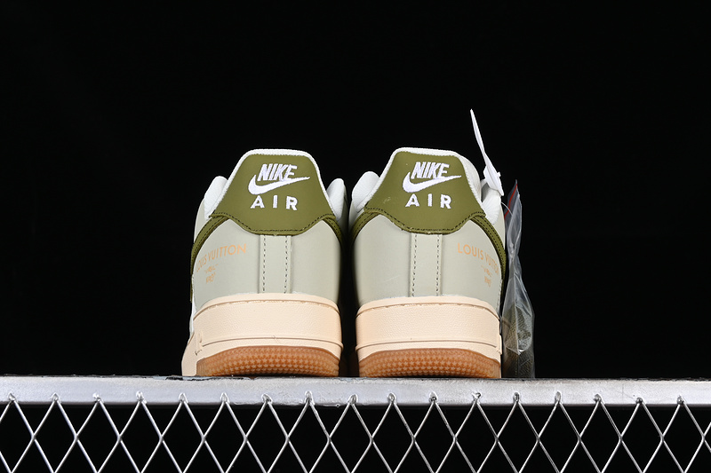 Nike Air Force 1 '07 Low White/Green/Brown-Green 31