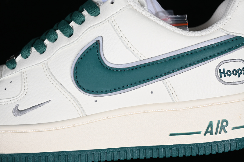 Nike Air Force 1 '07 Low Hoops White/Green 19