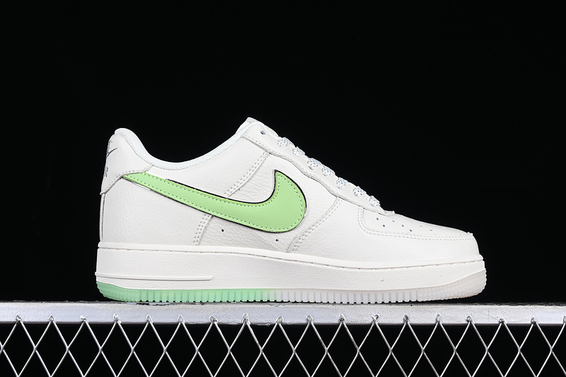 Nike Air Force 1 '07 Low White/Green/Silver 13