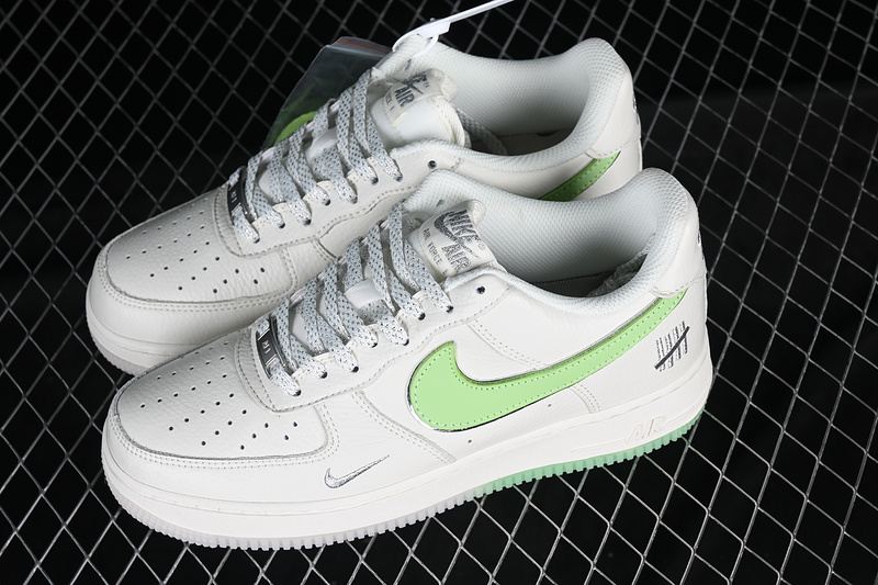 Nike Air Force 1 '07 Low White/Green/Silver 25