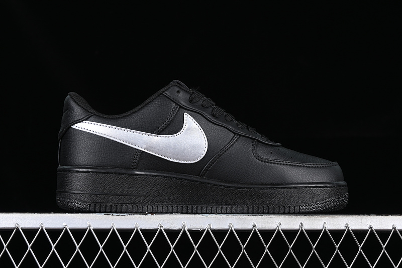 Nike Air Force 1 '07 Low Silver/Black 19