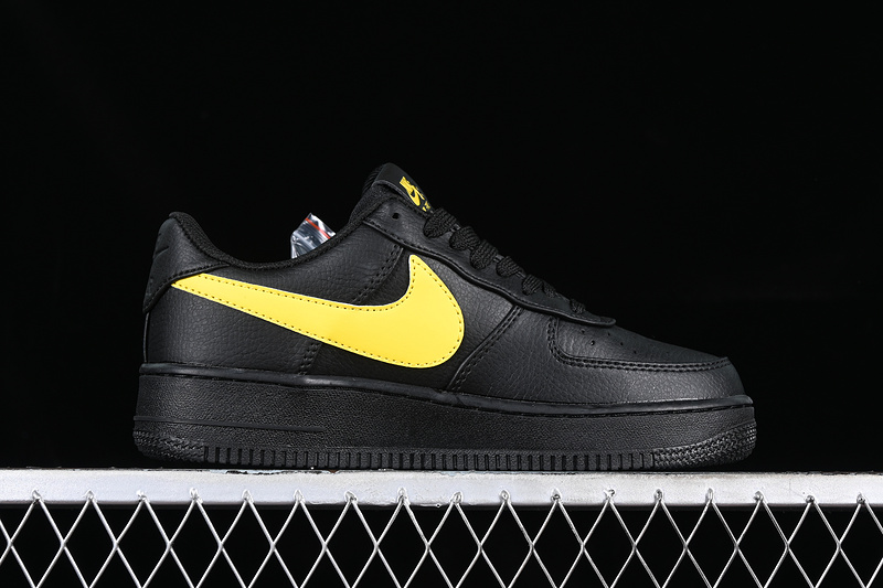 Nike Air Force 1 '07 Low Yellow/Black 15