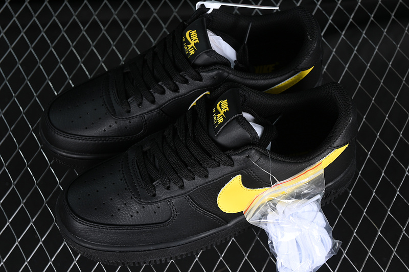 Nike Air Force 1 '07 Low Yellow/Black 23