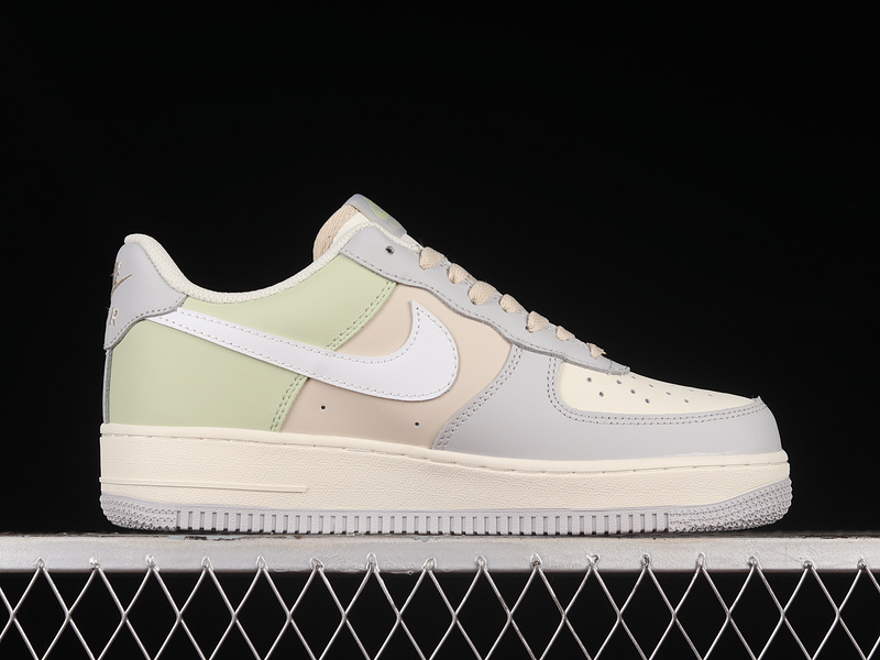 Garcons Nike Air Force 1 '07 Low White/Green/Purple 11