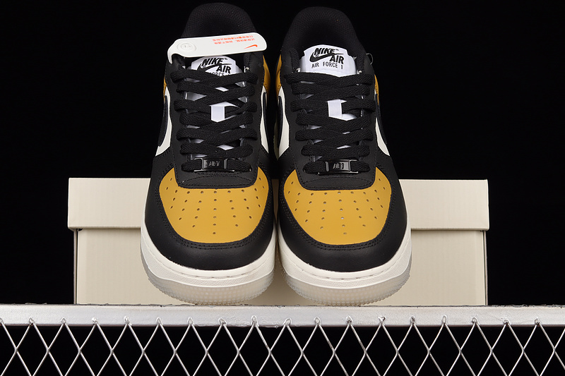 Air Force 1 Low 07 Black/White-Yellow 15