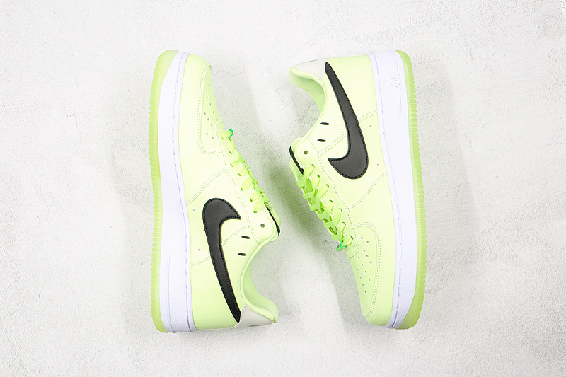 Air Force 1 Low 07 Lx Barely Volt/Black/White/Black 15