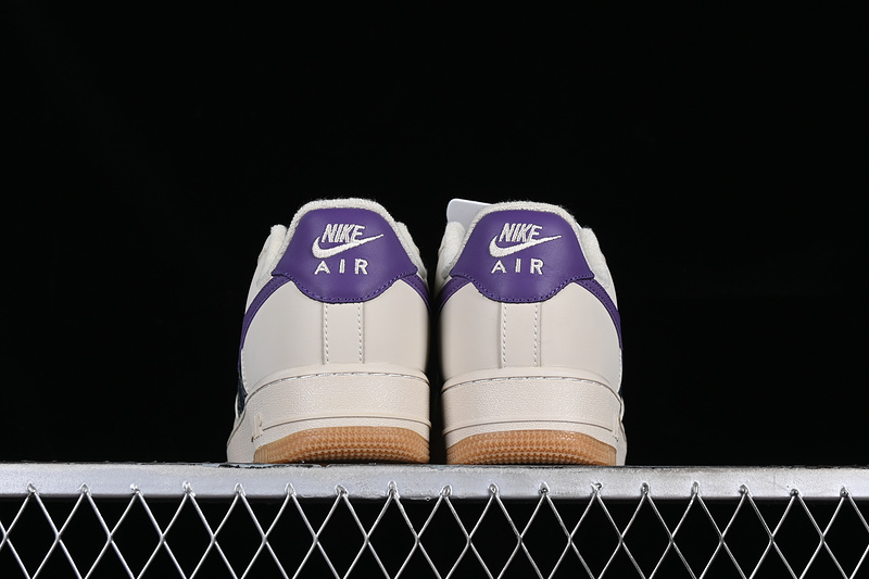 Nike Air Force 1 '07 Low White/Black/Purple 31