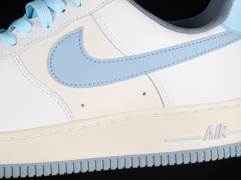 Air Force 1 Low 07 White/Light Blue/White 23