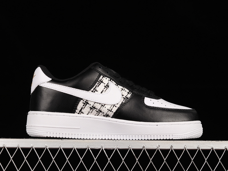 Air Force 1 Low 07 Black/White/Black/Black 5