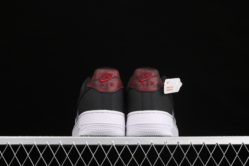 Air Force 1 Low 07 Lv8 Black/Smoke Grey/Pure Platinum/Red Lava 25