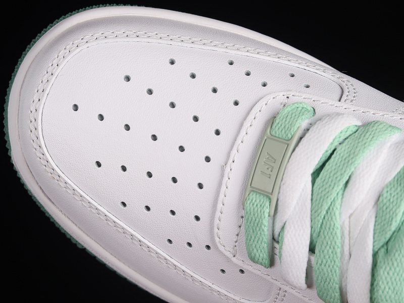 Air Force 1 Low 07 Lv8 White/Green/Black 23