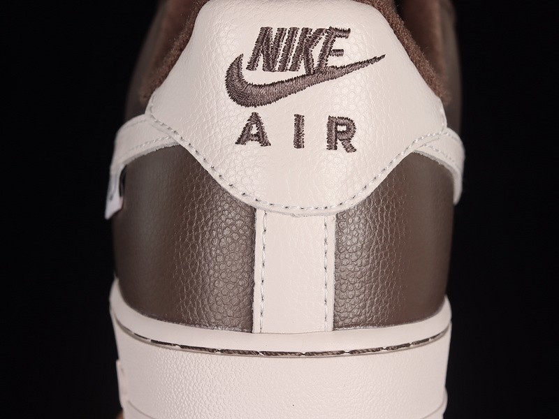 Air Force 1 Low Brown/White 11