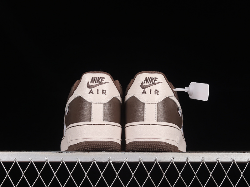 Air Force 1 Low Brown/White 19