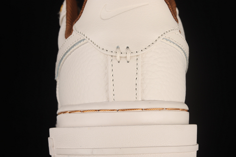 Air Force 1 Luxe Pecan Pearl White/Pecan/Gum Yellow/Pale Ivory 11