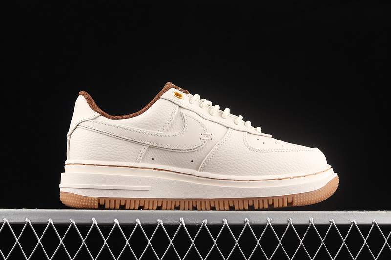 Air Force 1 Luxe Pecan Pearl White/Pecan/Gum Yellow/Pale Ivory 23