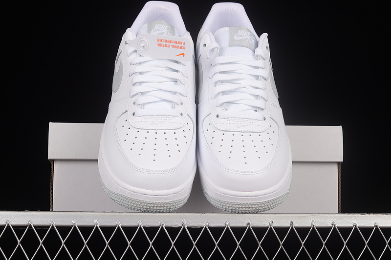 Air Force 1 Low 07 White/White/Pure Platinum 3