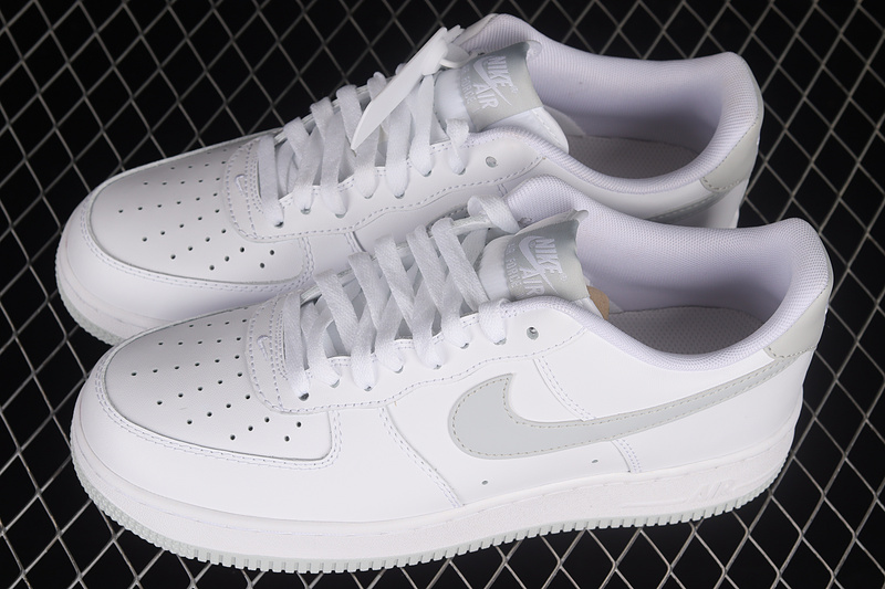 Air Force 1 Low 07 White/White/Pure Platinum 23