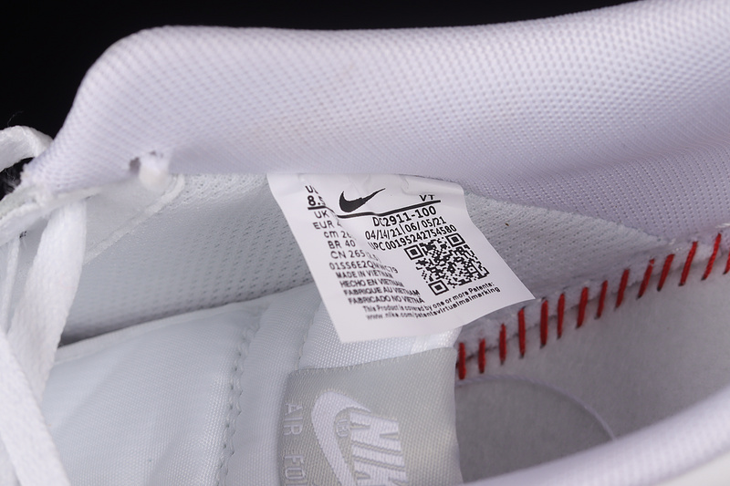 Air Force 1 Low 07 White/White/Pure Platinum 31