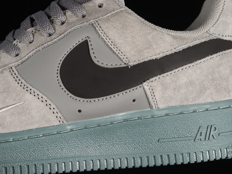 Air Force 1 Low 07 Smoke Grey/Black 25