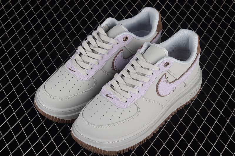 Air Force 1 Luxe Dyed White/White/Khaki 21