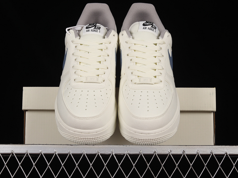 Air Force 1 Low 07 White/White/Sea ​​Blue 19