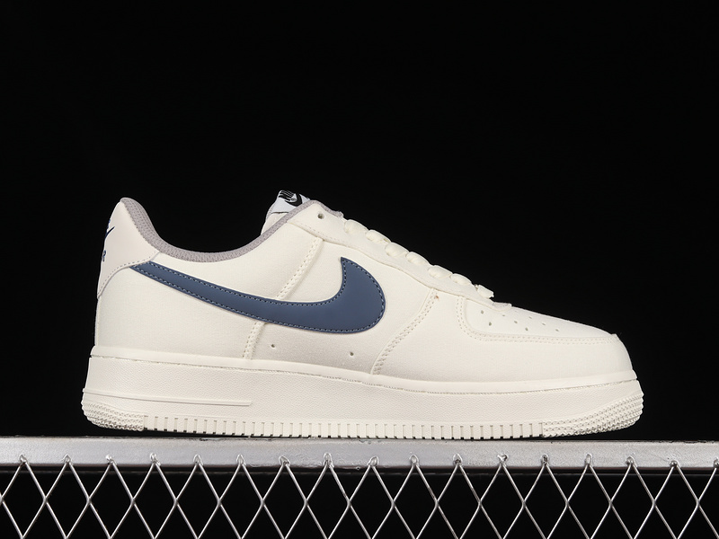 Air Force 1 Low 07 White/White/Sea ​​Blue 21