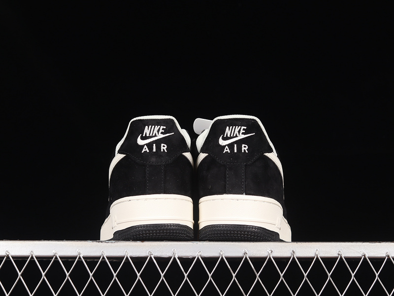 Air Force 1 Low Black/Black/White 3