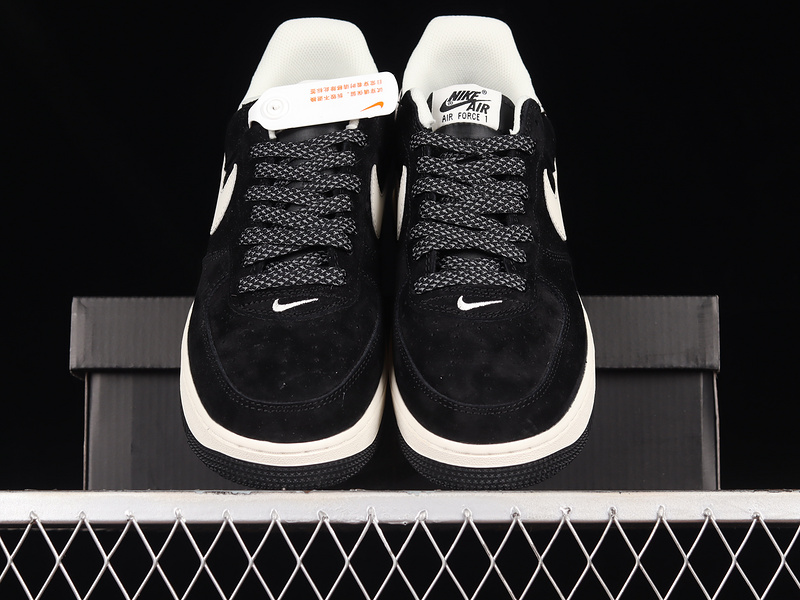 Air Force 1 Low Black/Black/White 9