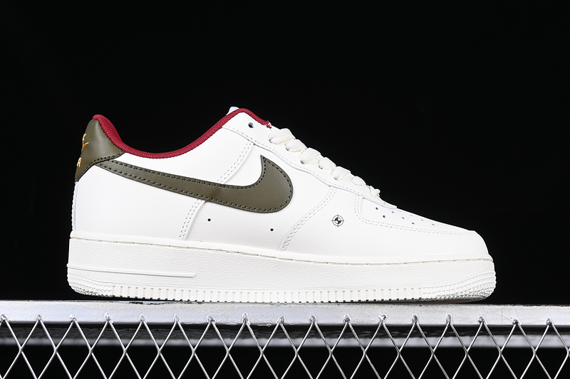 Nike Air Force 1 '07 Low Sighting Telescope 40 White/Green 25