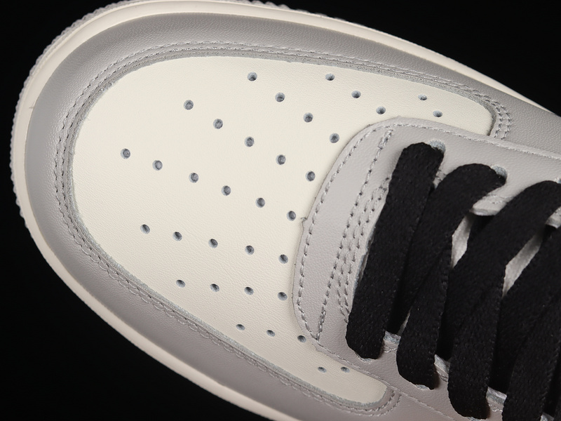 Air Force 1 Low 07 Soot White/Black/Light Grey 19