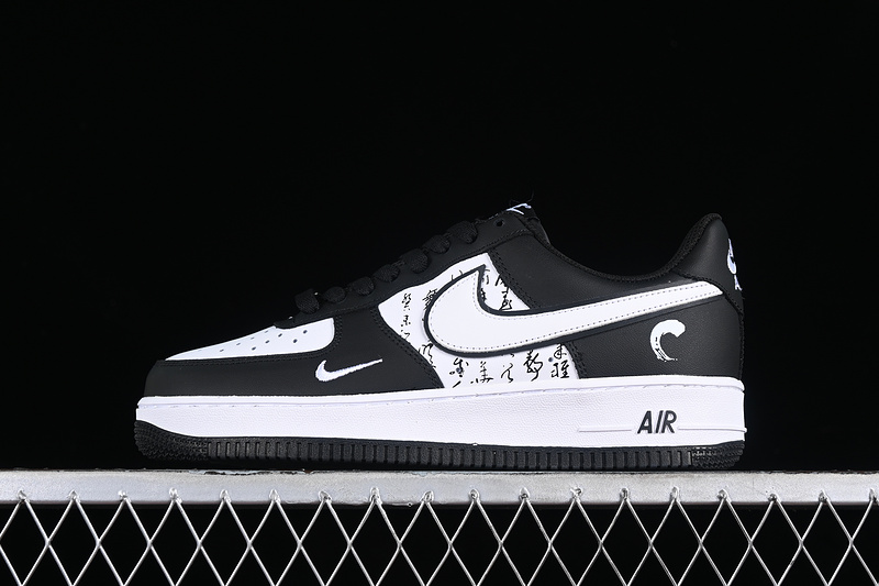 Nike Air Force 1 '07 Low Oracle White/Black 17