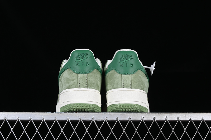 Nike Air Force 1 '07 Low Low White/Green 27