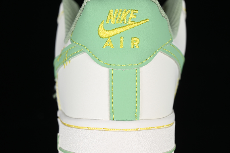 Nike Air Force 1 '07 Low Just Do It White/Green 17