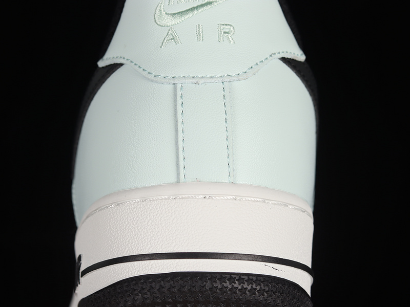 Air Force 1 Low 07 White/Black/Light Blue 15