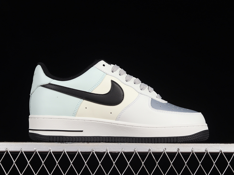 Air Force 1 Low 07 White/Black/Light Blue 23