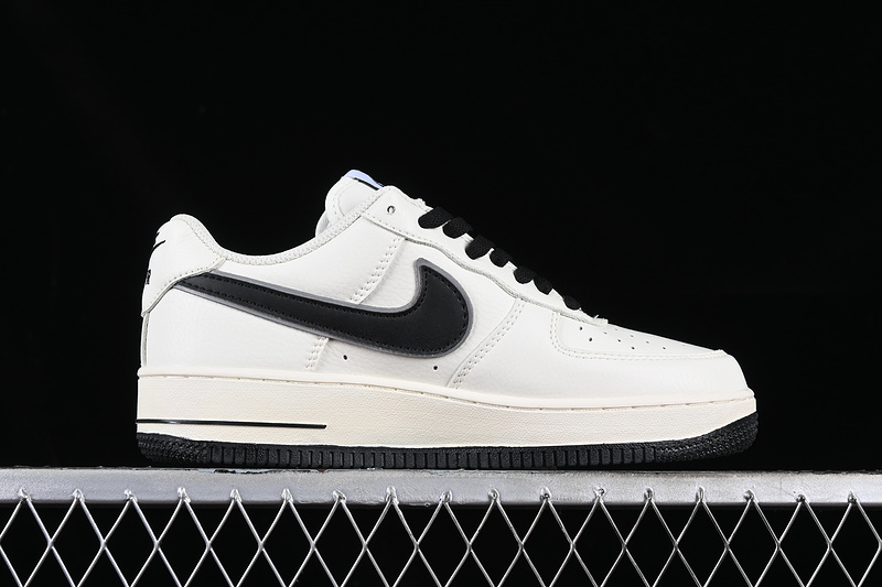 Nike Air Force 1 '07 Low Hoops Black/White 9