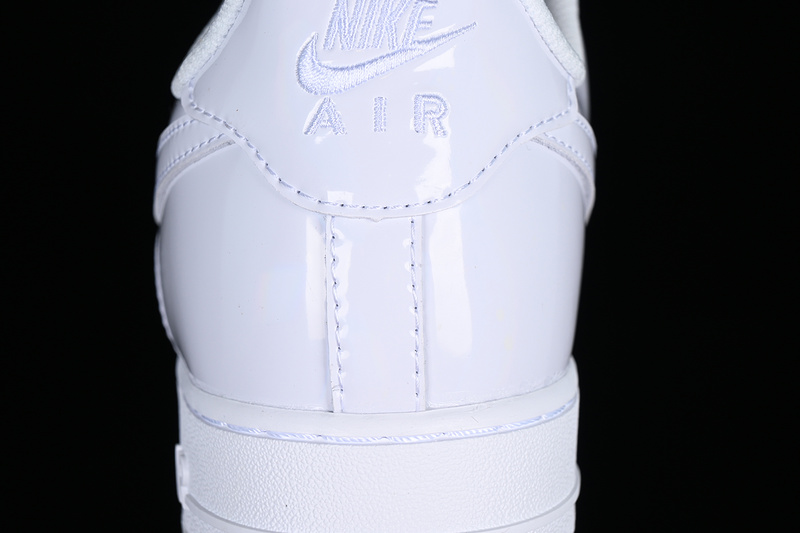 Nike Air Force 1 '07 Low White/Silver 17