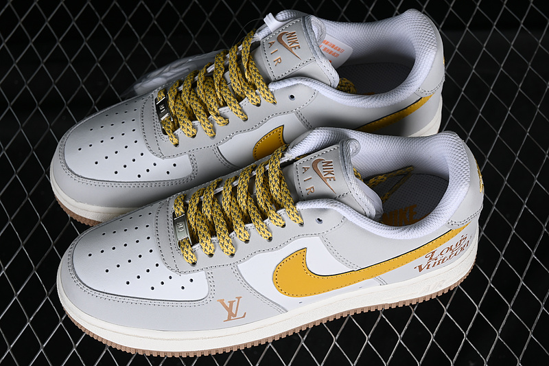 Air Force 1 Low Yellow/White 21