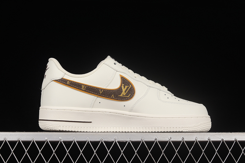 Nike Air Force 1 '07 Low White/White/Brown 25