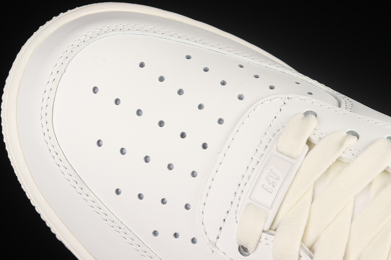 Air Force 1 Low Valentine’S Day White/White/Black 25