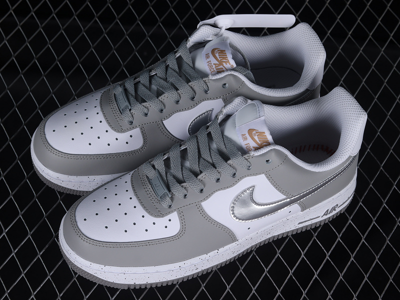 Air Force 1 Low White/Grey/Silver 29