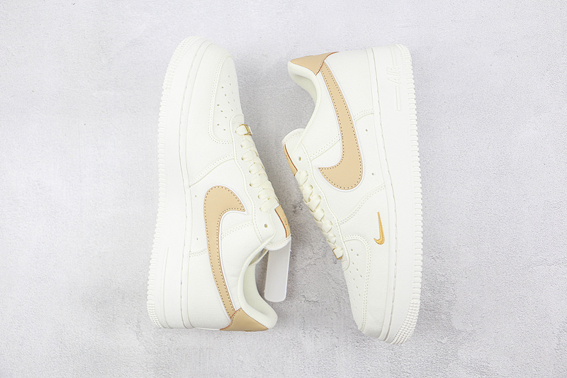 Air Force 1 Low 07 White/Gold/White 15